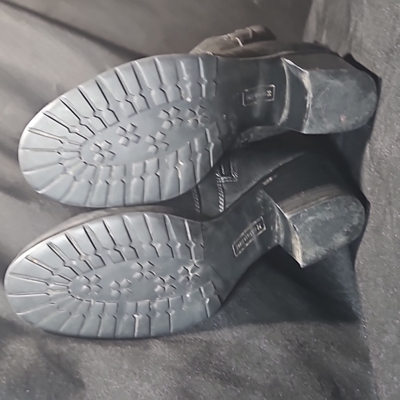 Naturalizer faux leather ankle boots - Picture 4 of 4